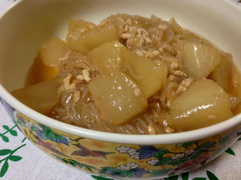 しょうが風味 白滝入り大根のそぼろ煮