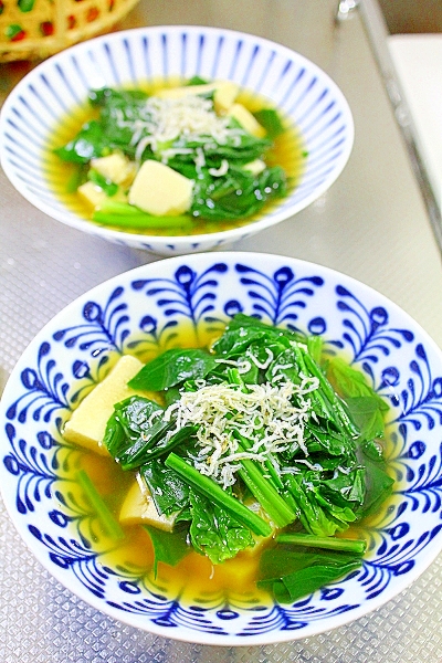 高野豆腐とホウレン草の煮びたし