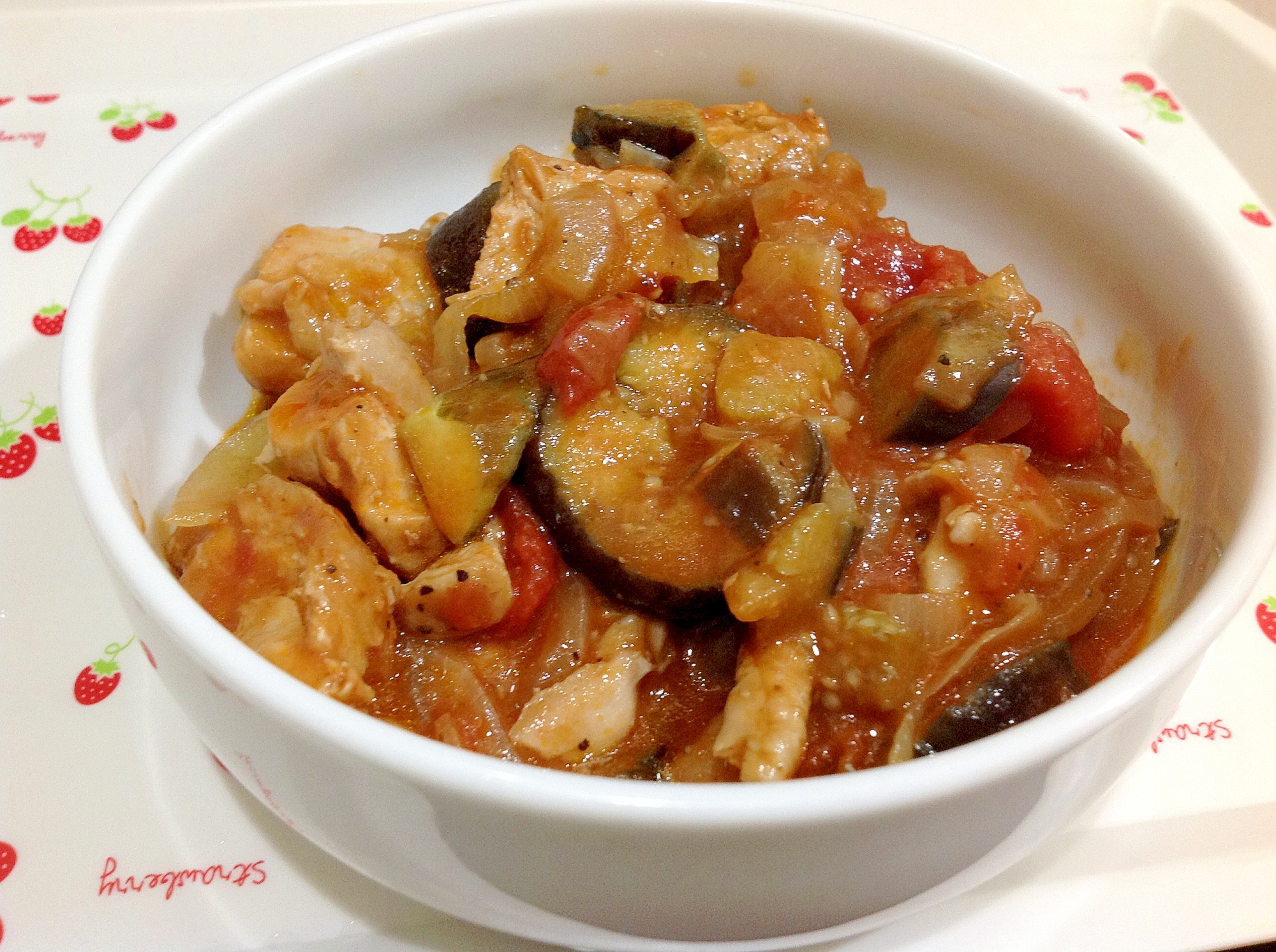 トマト缶で鶏のトマト煮 ラタトゥイユ風 レシピ 作り方 By Marie 777 楽天レシピ