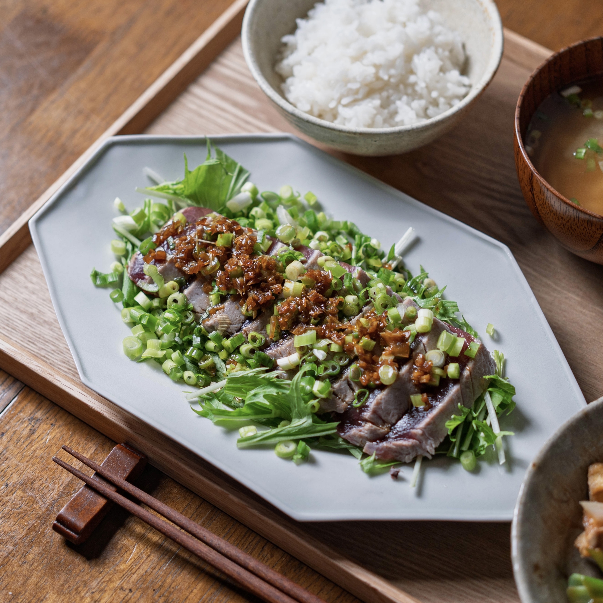 かつおのたたき〜ねぎしょうゆだれ【和食・主食】