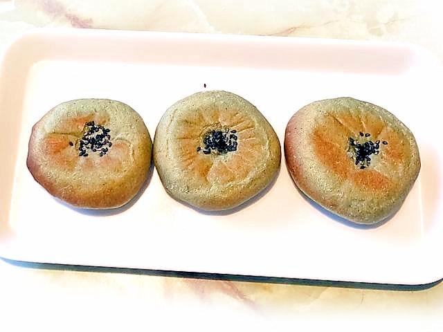 蓬パウダーを使って！春のよもぎあんぱん♪