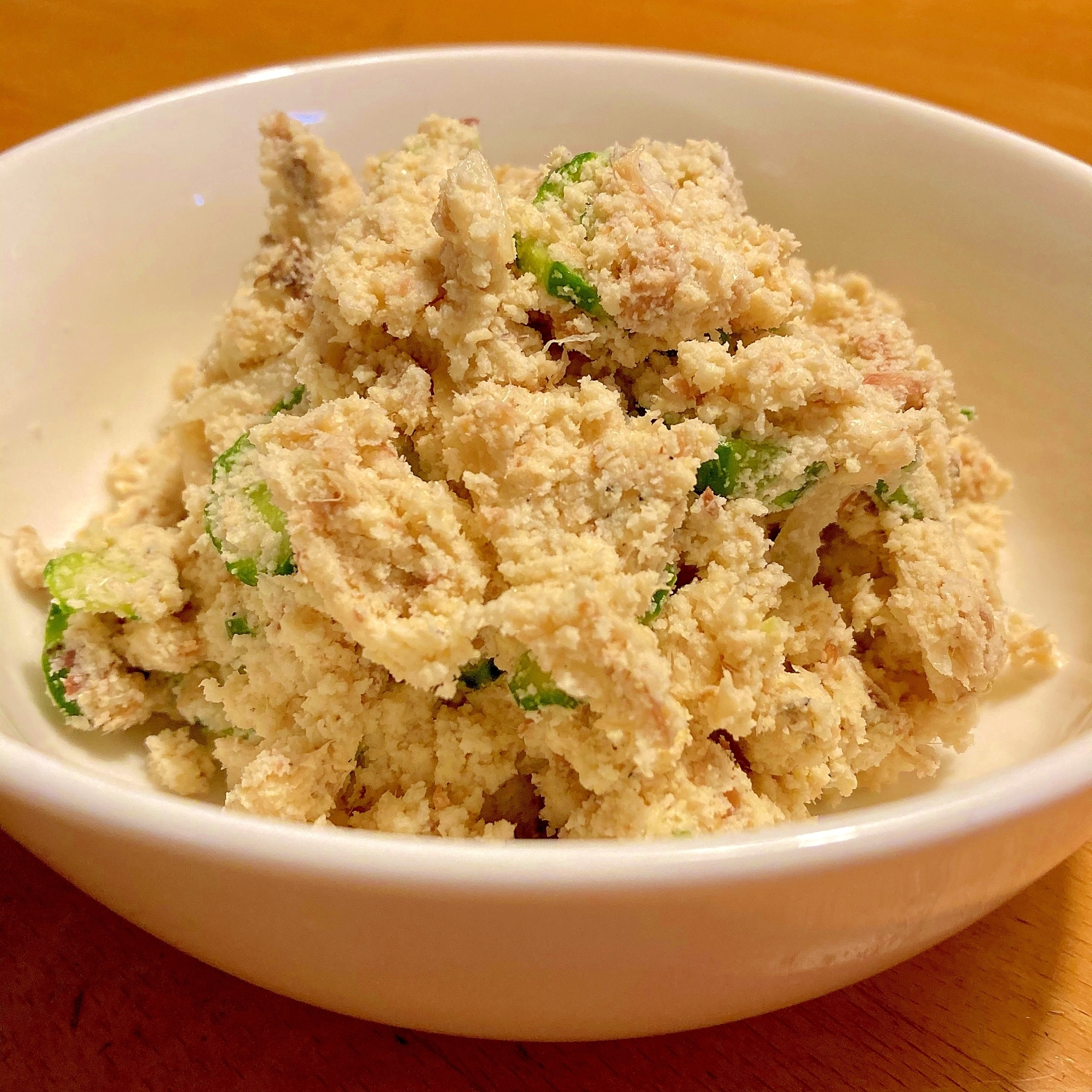 おからパウダーで作る♪味付けサバ缶のおからサラダ