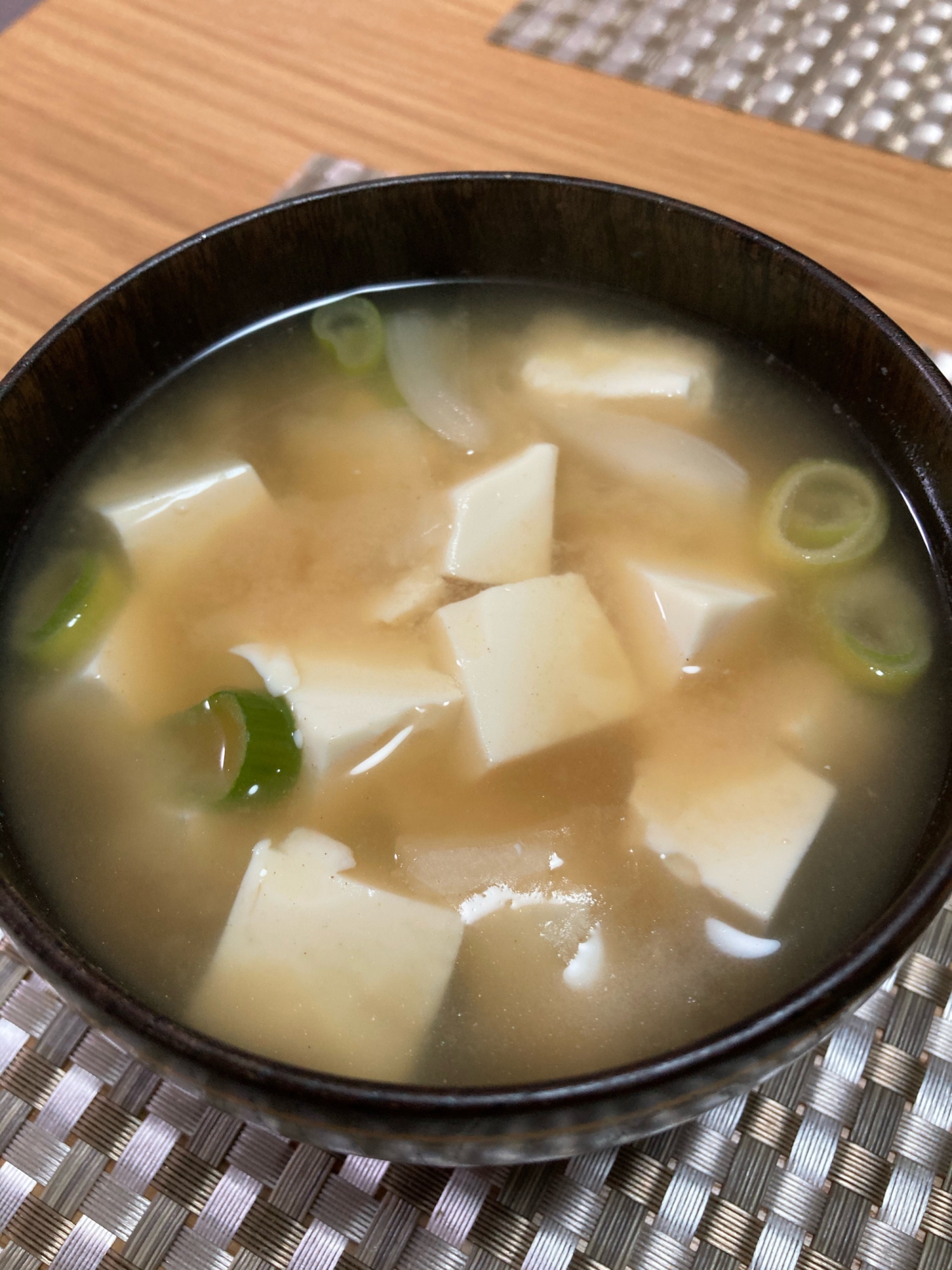 玉ねぎと豆腐の味噌汁！