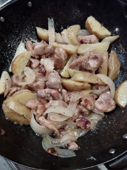 【簡単でヘルシー】鶏肉と野菜の簡単炒め