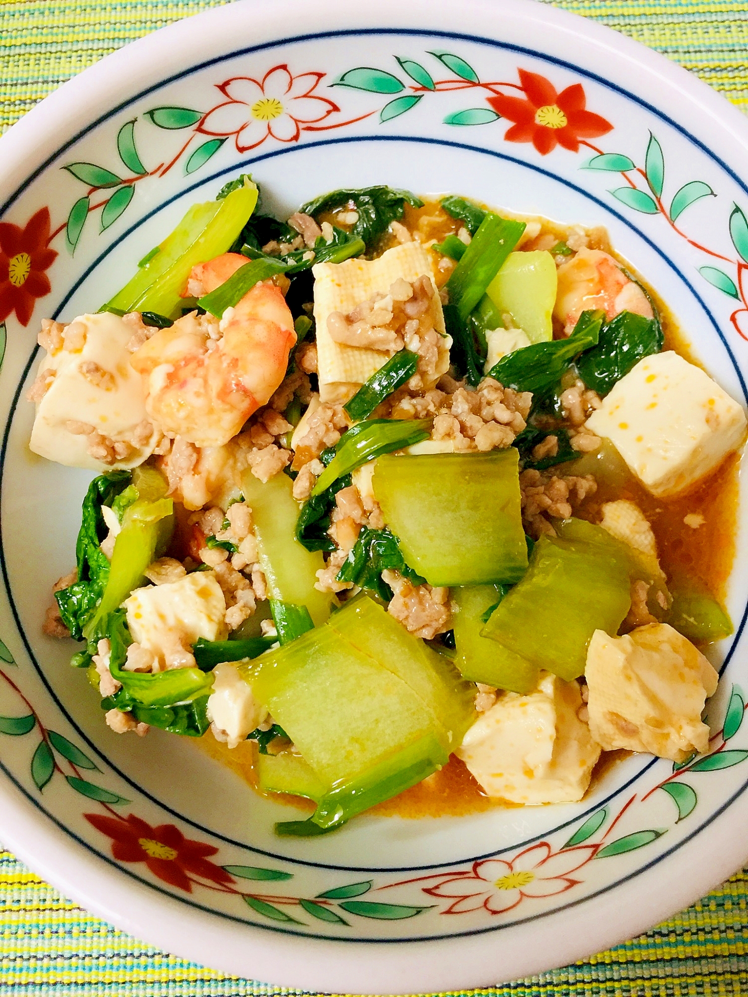 エビとチンゲン菜の麻婆豆腐