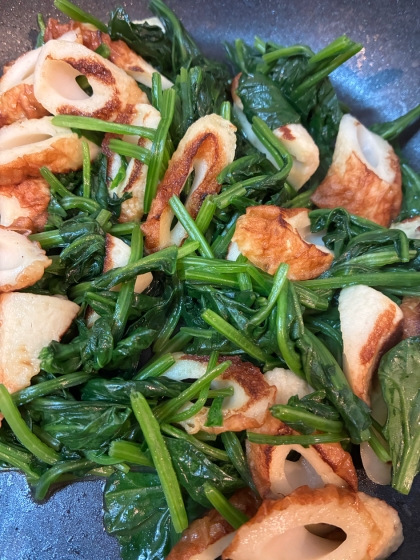 竹輪・ほうれん草のごま油炒め