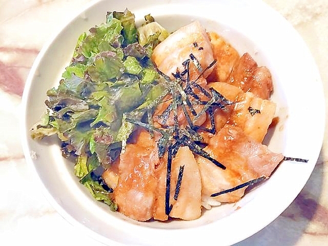 ブロック肉でがっつりと!豚バラのスタミナ豚丼♪