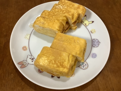 お弁当に！だし醤油と砂糖だけ、、、甘〜い卵焼き