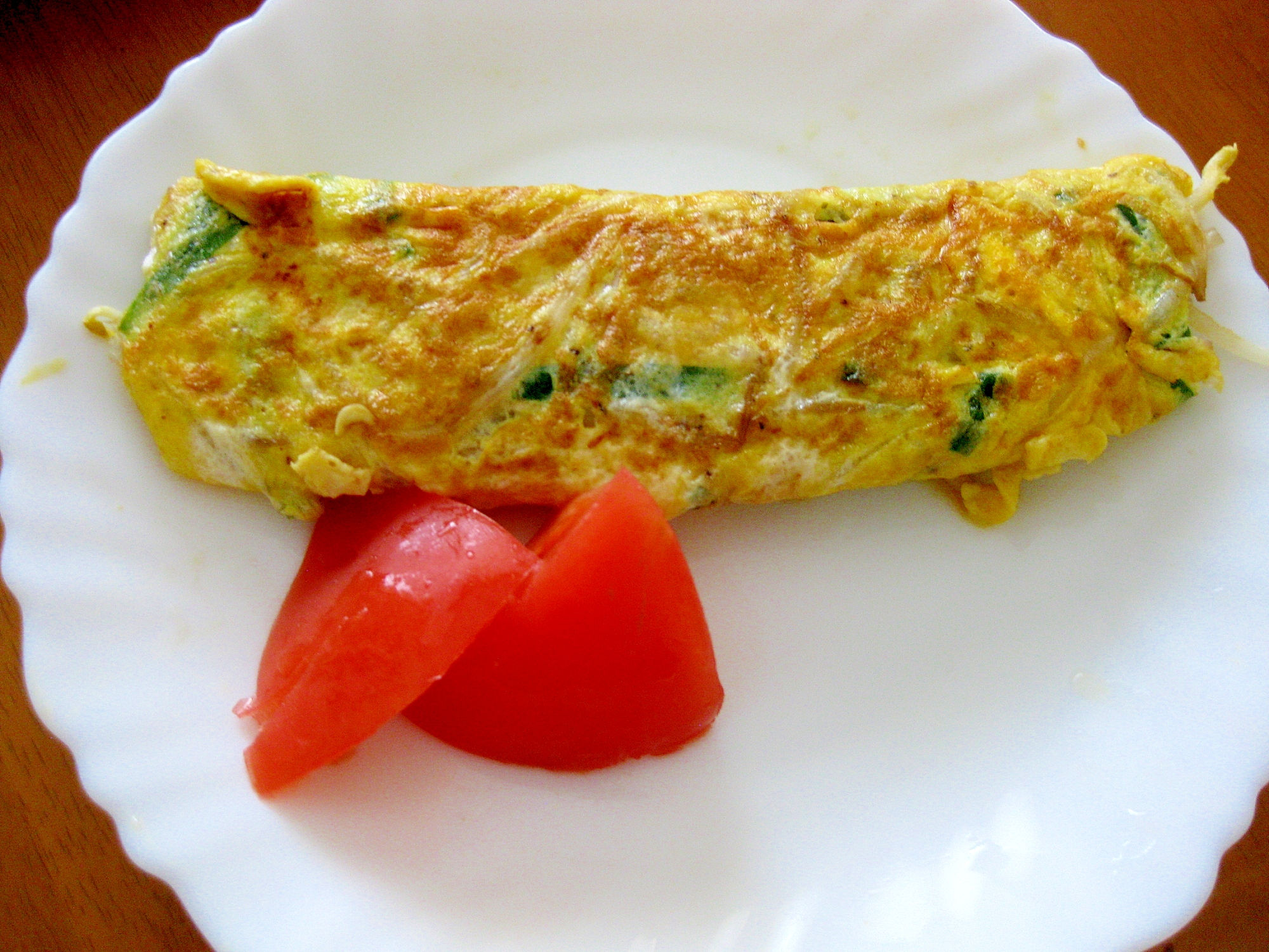 簡単☆ヘルシー!もやしとニラの節約オムレツ♪