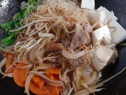 簡単すき焼き風　肉豆腐