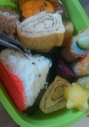 ジョーズにサメおにぎり便利 レシピ 作り方 By ユ キ 楽天レシピ ジョーズにサメおにぎり便利 レシピ 作り方 By ユ キ 楽天レシピ