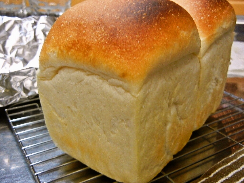 ハンドブレンダーでこねる　ふわふわ食パン