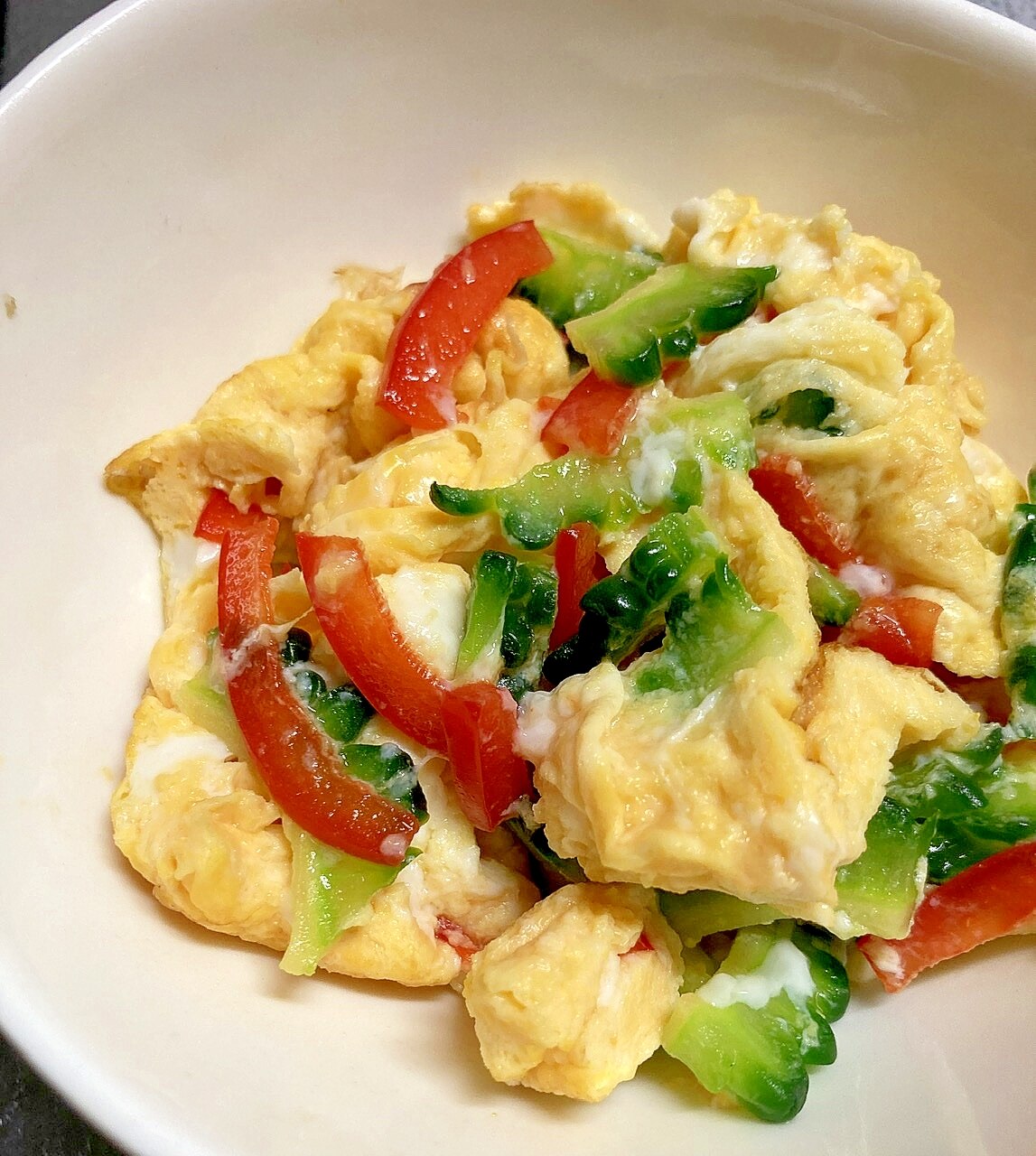 カラフル！夏の彩りスクランブルエッグ レシピ・作り方 by ayatoy