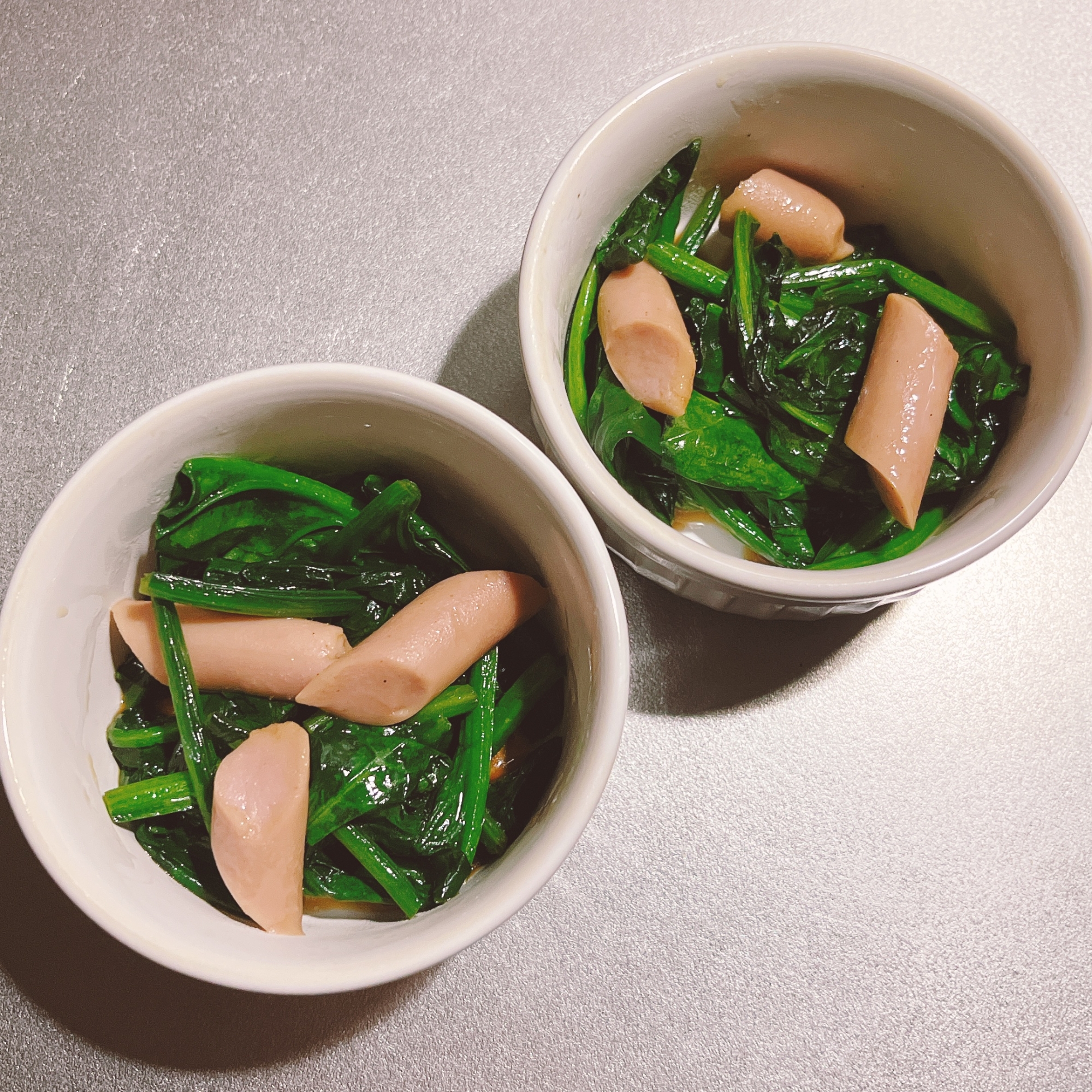 ほうれん草と魚肉ソーセージ☆簡単おかず