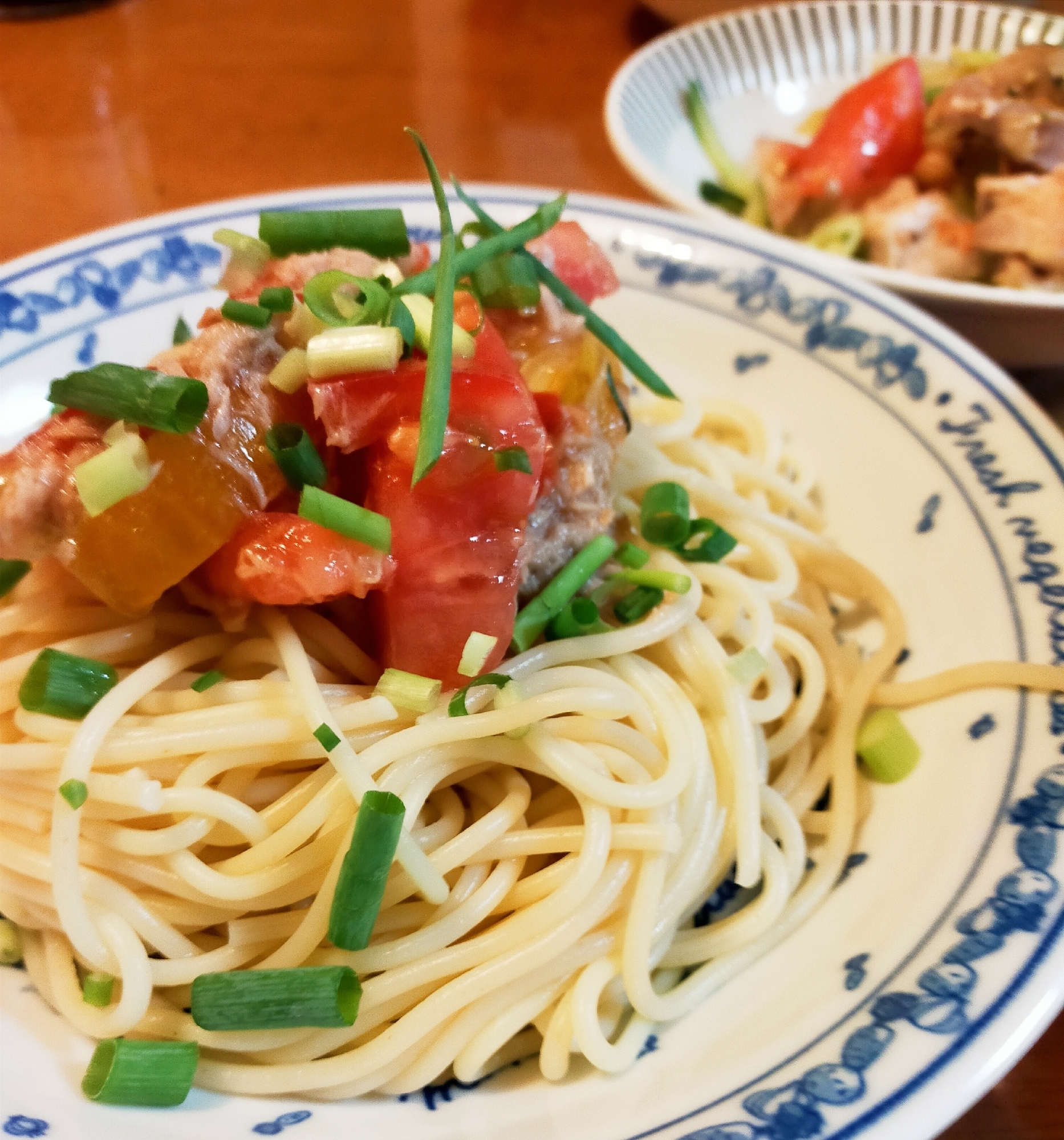 青じそドレッシング1本！トマトとツナ缶の冷製パスタ