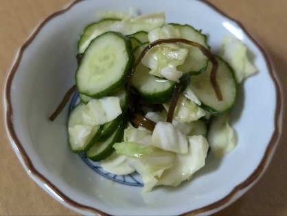 きゅうりとキャベツの甘口浅漬風サラダ