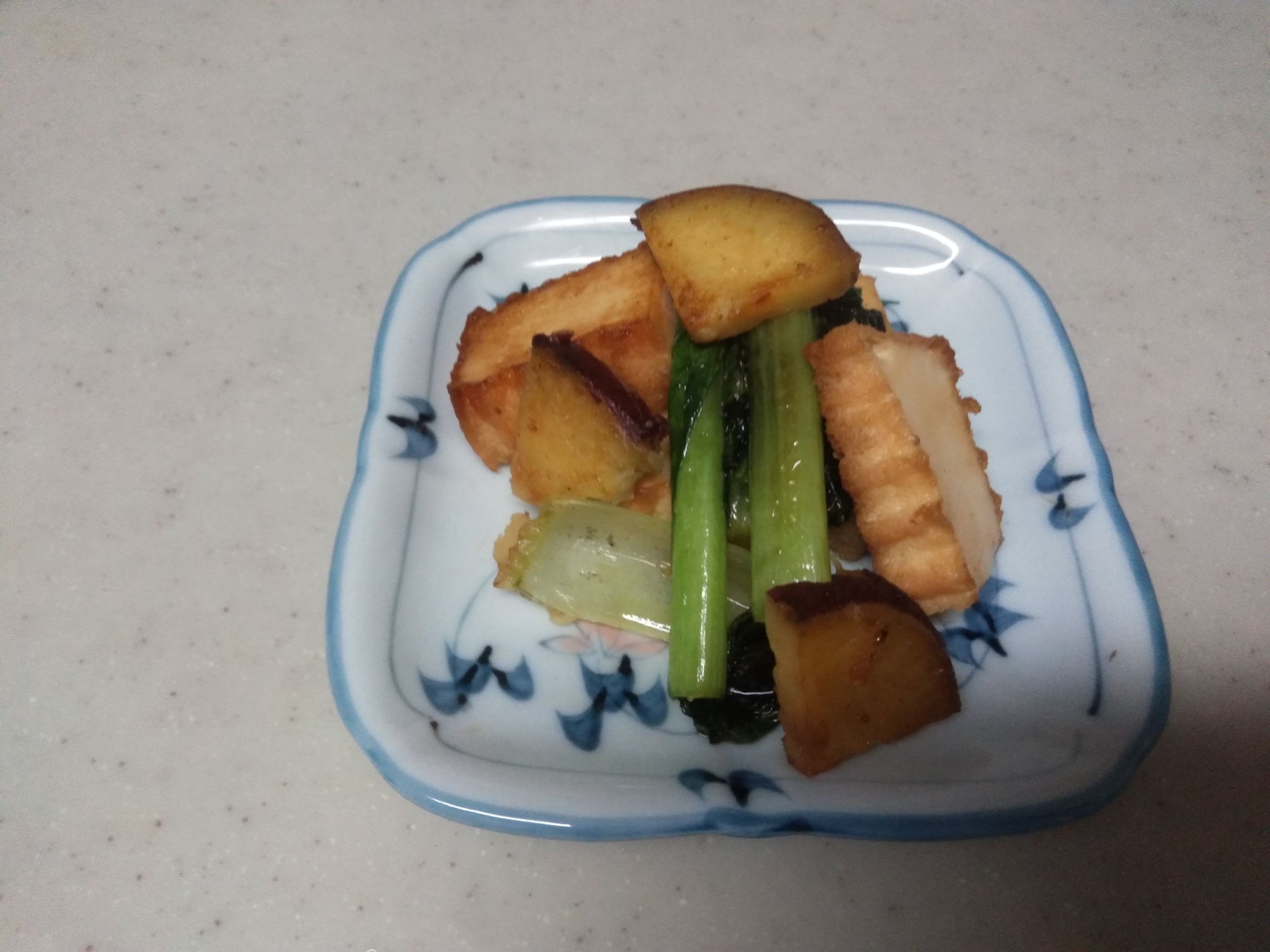 小松菜とさつまいもの味噌炒め