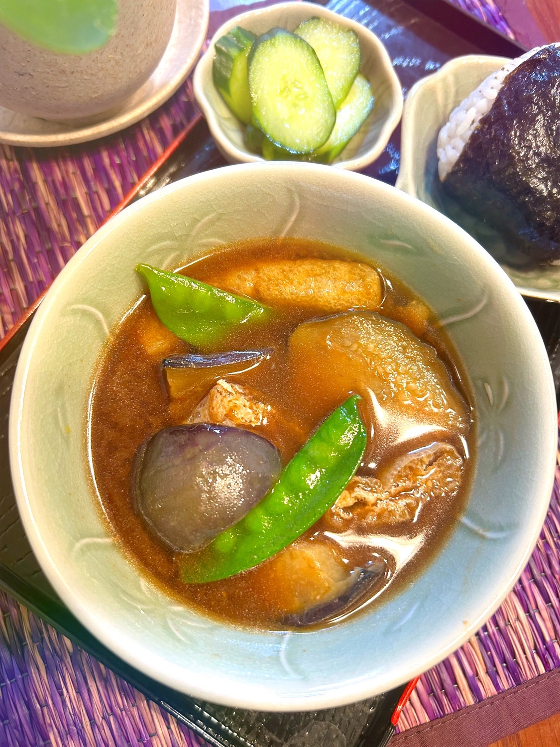 ☆★揚げ茄子、油揚げ、絹さやのお味噌汁♪★☆