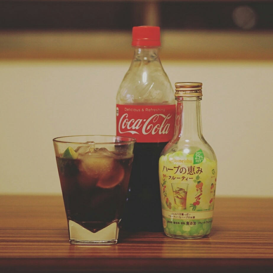 【コカ･コーラ】すだちが香るハーブ＆コーク