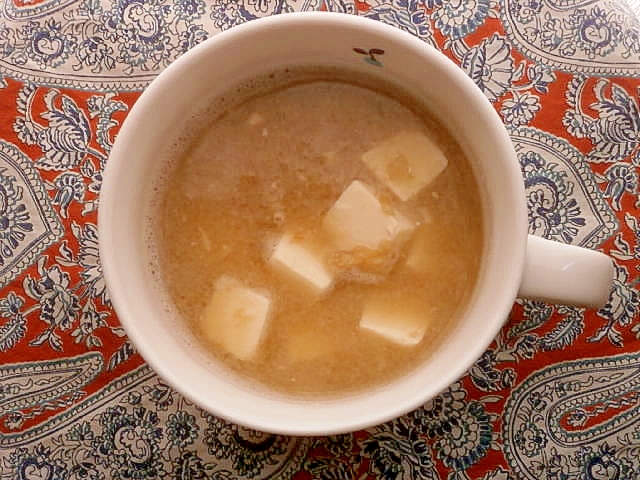 豆腐・すりおろしレンコンの味噌汁