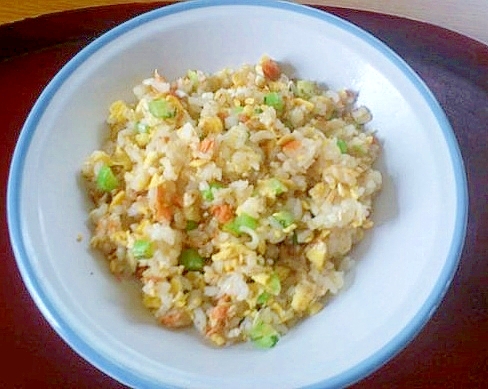 大根葉と鮭のチャーハン