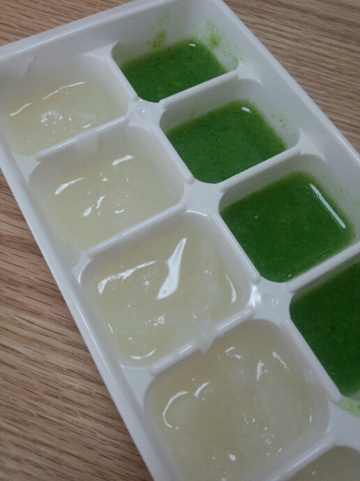 離乳食中期 かぶの冷凍ストック レシピ 作り方 By Renmam621 楽天レシピ 離乳食中期 かぶの冷凍ストック レシピ 作り方 By Renmam621 楽天レシピ