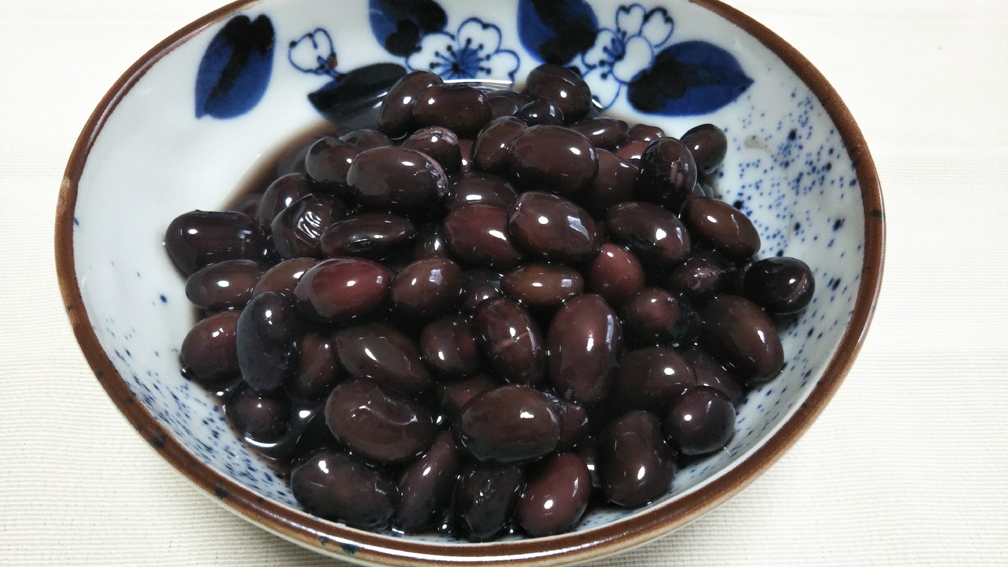 炊飯器で簡単♪黒豆煮☆