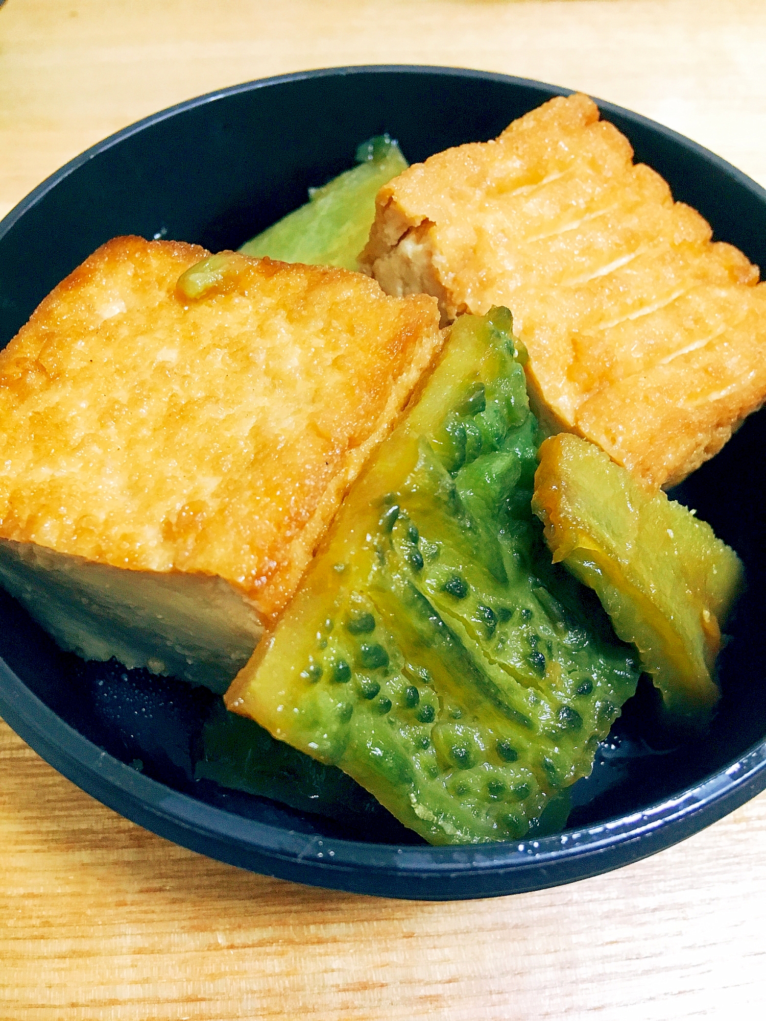 苦みが美味しい ゴーヤと厚揚げの煮物 レシピ 作り方 By Ayatoy 楽天レシピ