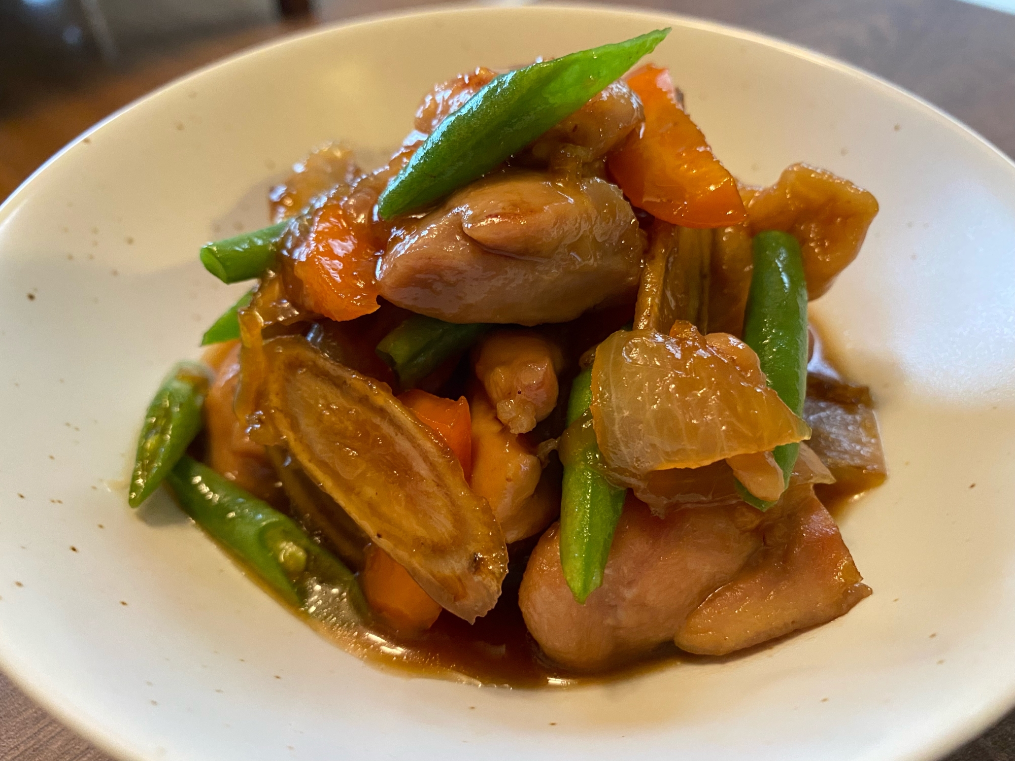 鍋一つで♪鶏肉と野菜のマーマーレード煮