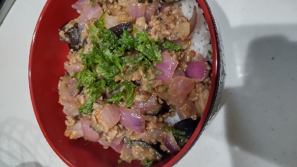 10分で丼！なすと豚ミンチの味噌焼き丼！