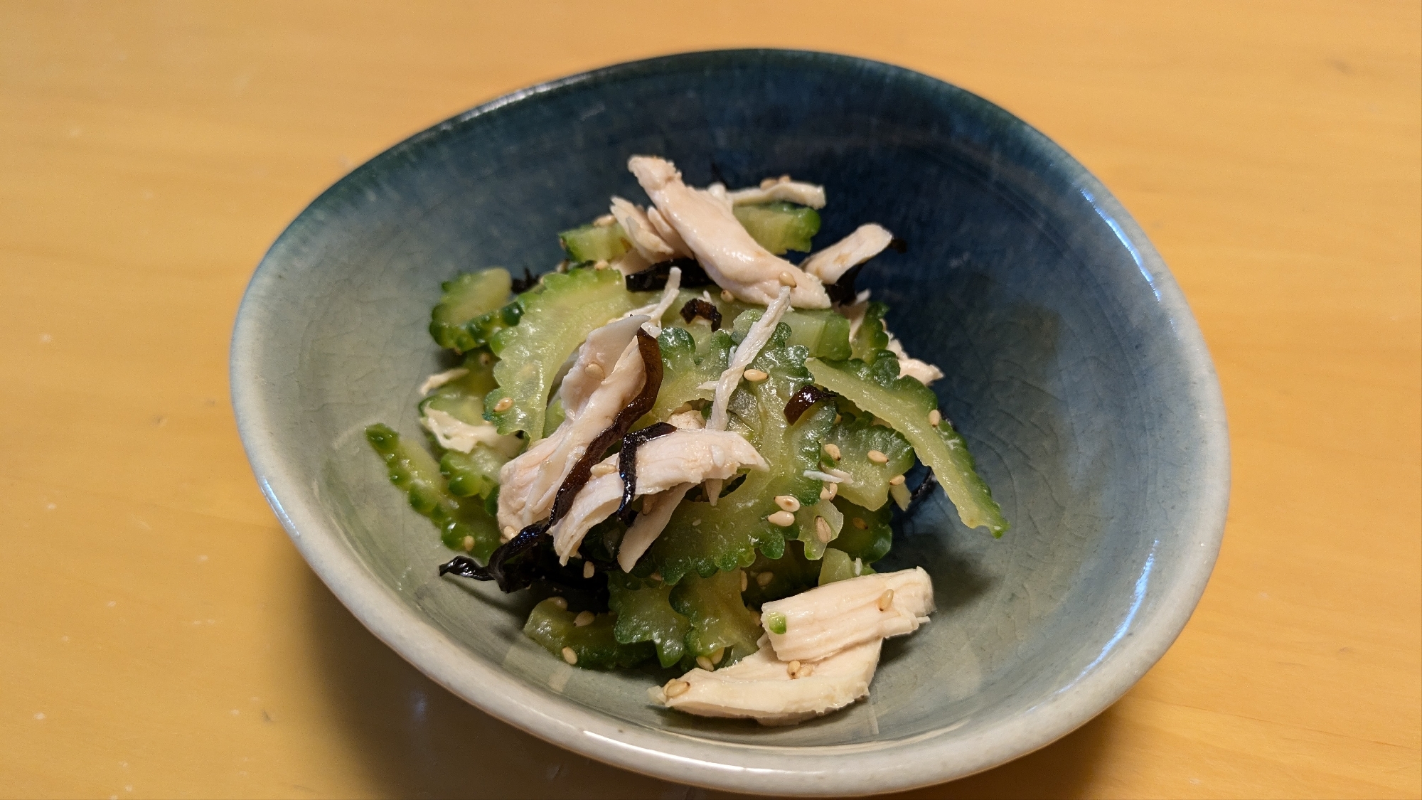 箸休め☆ゴーヤとささみの塩昆布和え