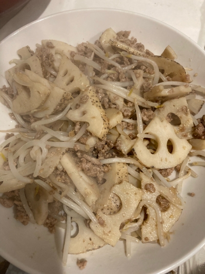 蓮根もやしのシャキシャキ簡単炒め物
