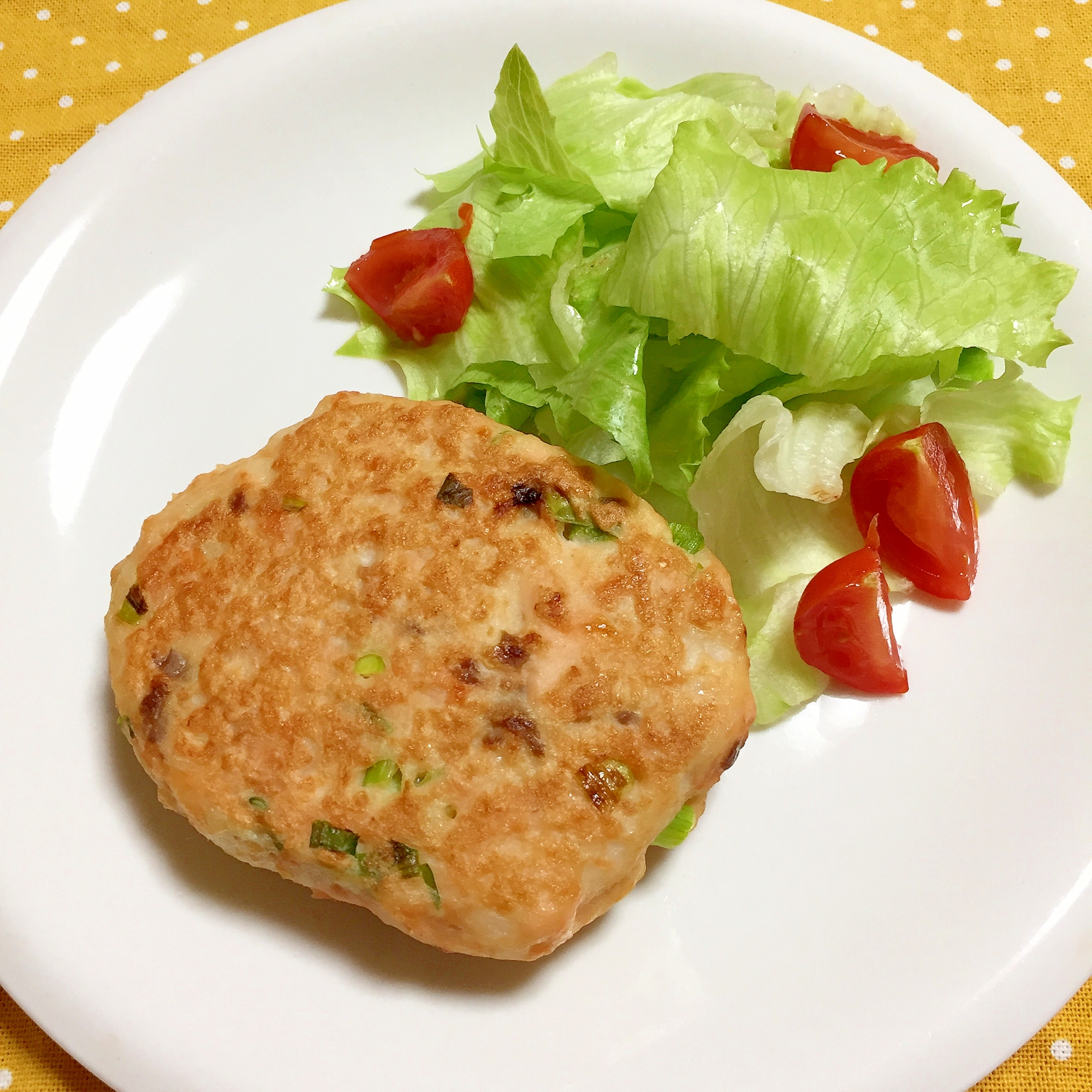 ふんわり美味しい!鮭とはんぺんのハンバーグ♪