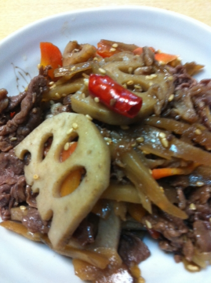 牛肉とれんこんとごぼうのきんぴら♪