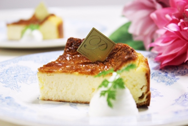 混ぜて焼くだけ 手軽で美味しい滑らかチーズケーキ レシピ 作り方 By Minori Cooking 楽天レシピ