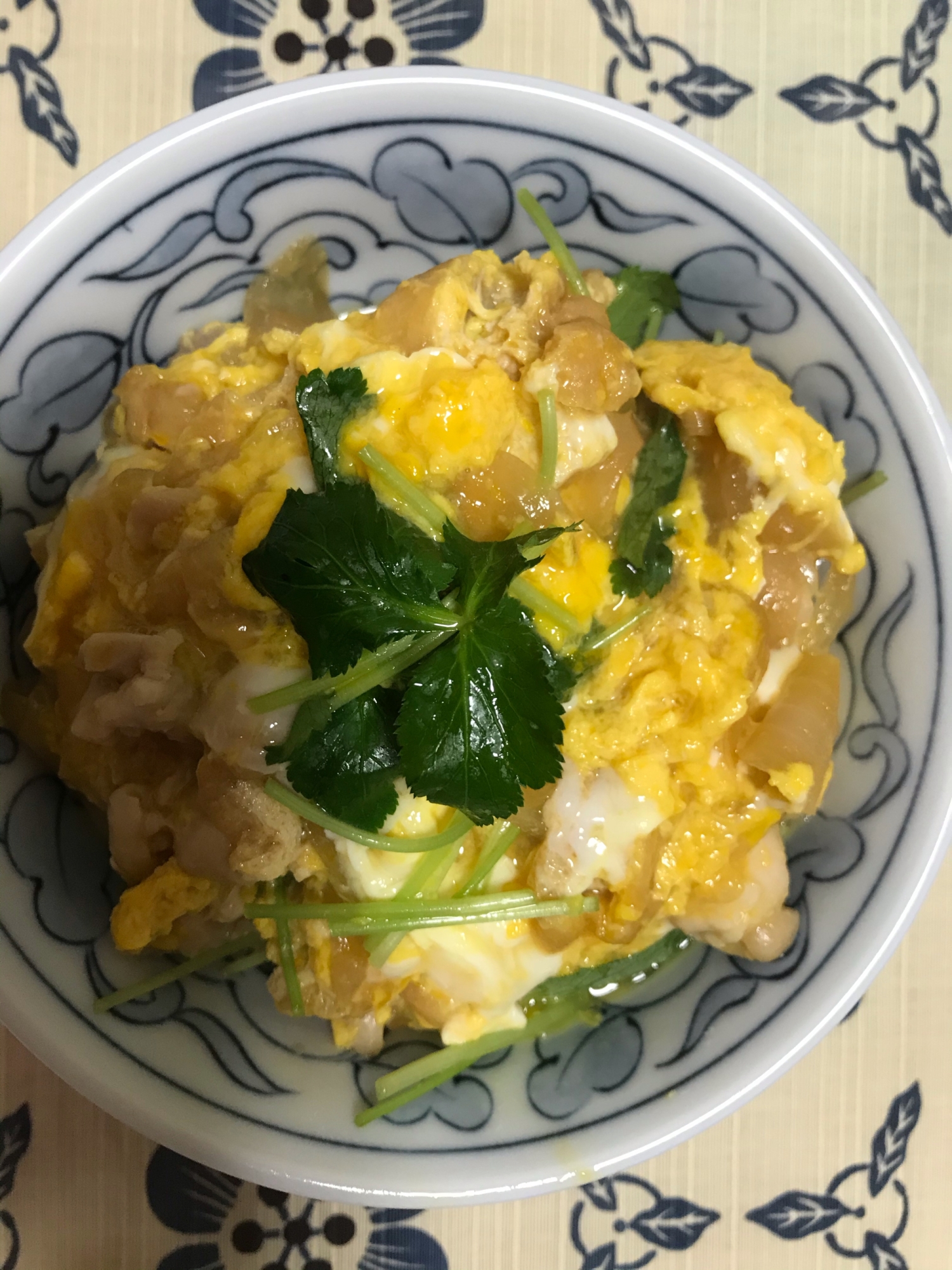 薄揚げでかさまし親子丼