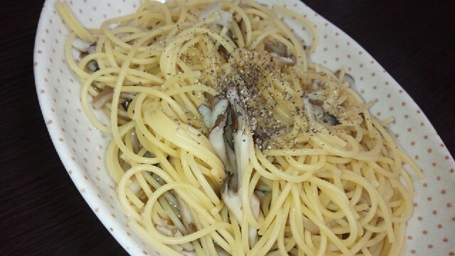 混ぜるだけで簡単 舞茸のめんつゆバターパスタ レシピ 作り方 By たくみ905 楽天レシピ