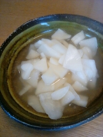 お酢の代わりに柚の絞り汁で。ちょっと塩気が強かったので、明日は薄めて食べてみます(^^)