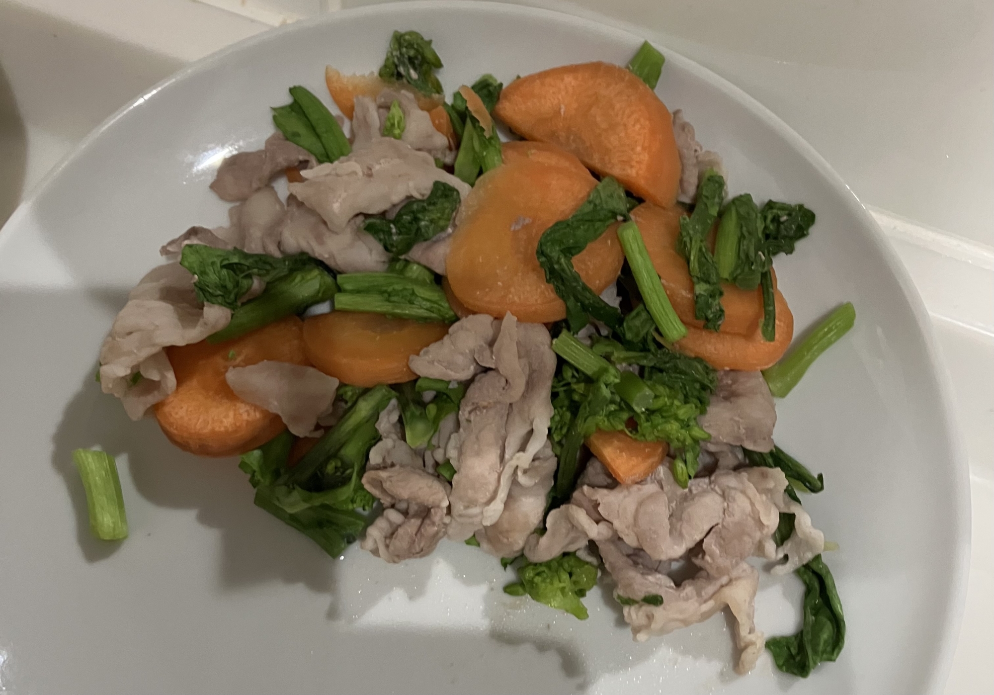 菜花の醤油豚肉炒め