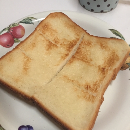 ココナッツ塩はちみつトースト