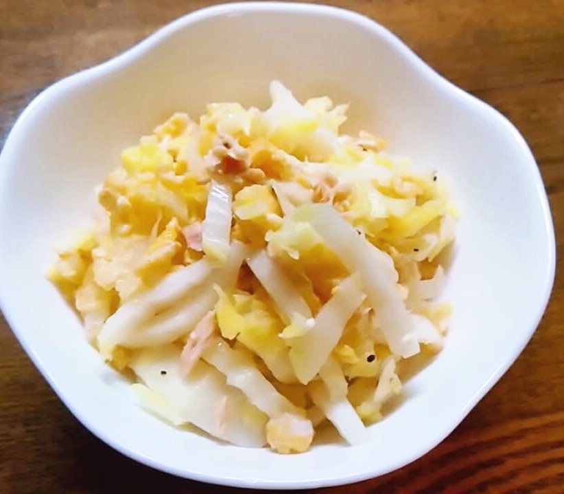 白菜とツナと炒り卵のサラダ