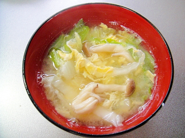白菜としめじのかき玉味噌汁 レシピ 作り方 By Mint74 楽天レシピ
