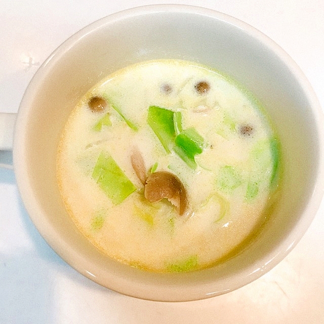 しめじとキャベツの 簡単ミルクスープ レシピ 作り方 By Cu3 Conture 楽天レシピ