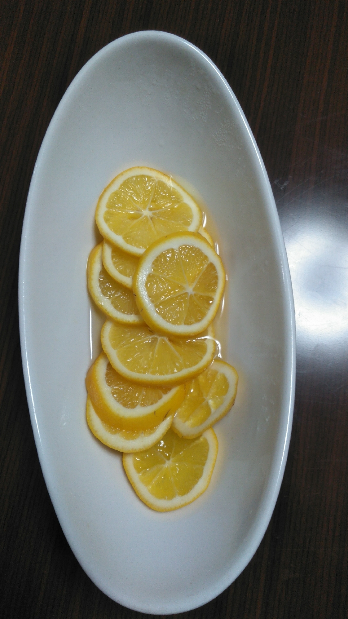 庭のレモン、メイプルシロップ煮