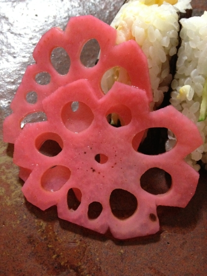 寿司酢で簡単！うっすらピンクの花れんこん☆
