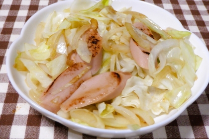 魚肉ソーセージと野菜の炒め物