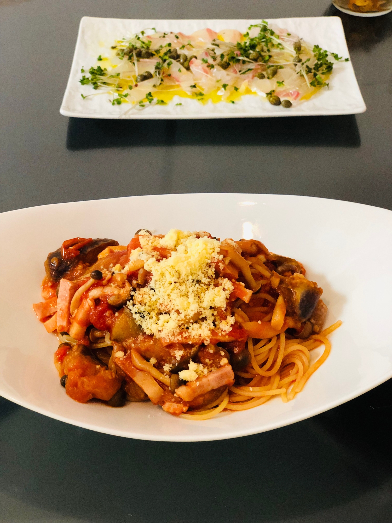 ベーコンと揚げ茄子のトマトソースパスタ✨