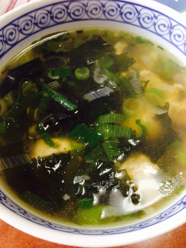 豆腐とネギの中華スープ