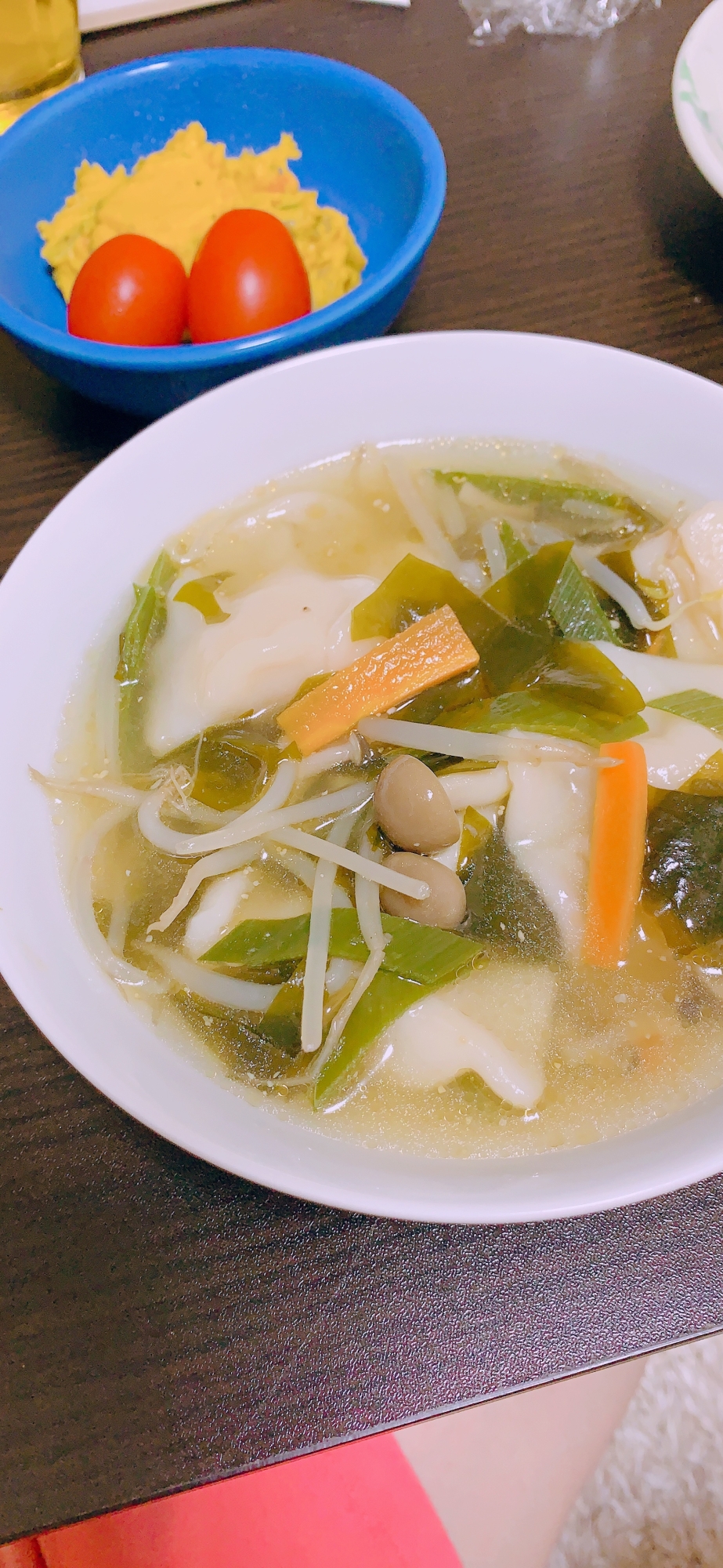中華風水餃子入りスープ