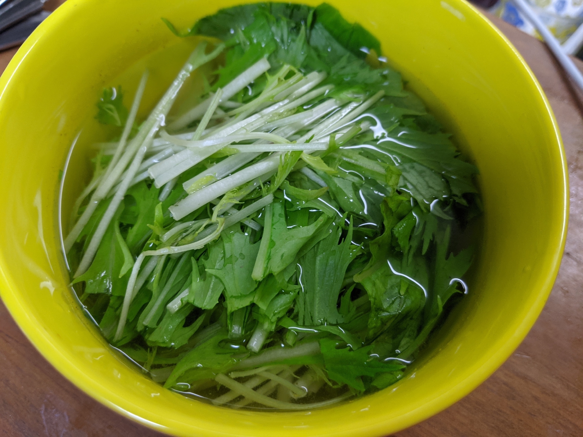 食物繊維、葉酸たっぷり♡水菜スープ